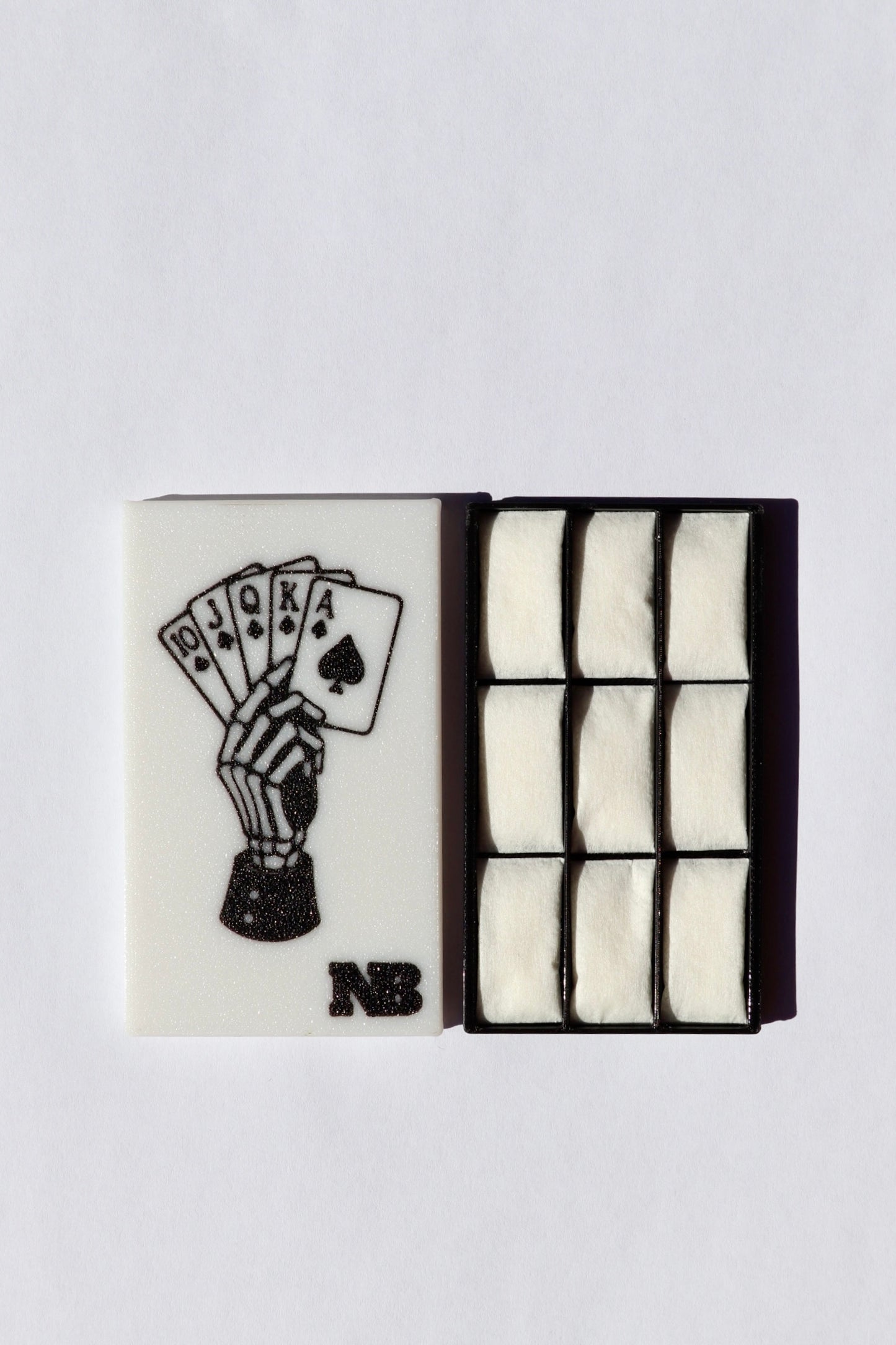 NICBRIC Royal Flush White